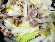 白菜と豚こまの生姜焼き　調理③
