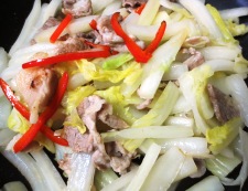白菜と豚こまの生姜焼き　調理④