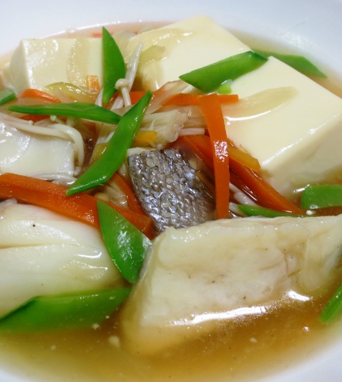 豆腐と鱈（たら）の中華風煮込み　B