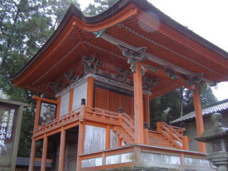 天津神社本殿