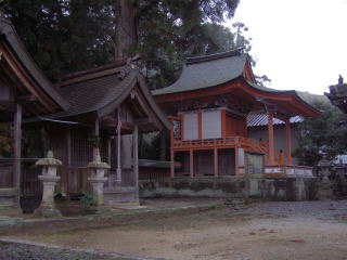 天津神社