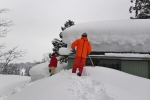 棚田の雪掘り