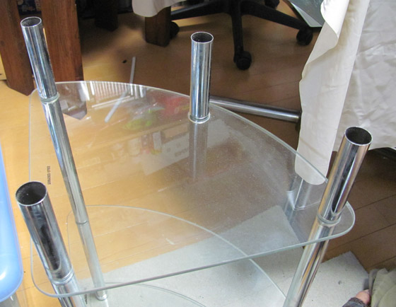 ガラス製サイドテーブル
