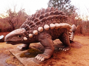 伊東市～小室山ハイキングコース途中の恐竜広場♪思ったより大きい恐竜がリアルにいました＼(^o^)／2015.01.31